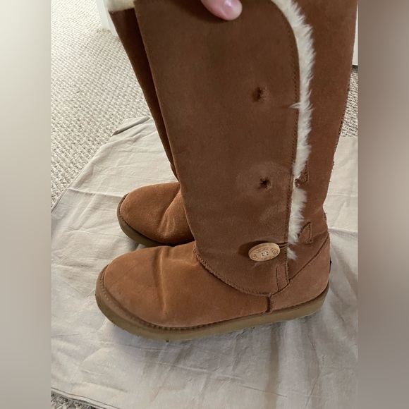 Ugg boots - Picture 3 of 3